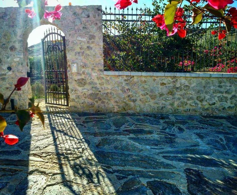 Borgo Giallonardo Wine Relais 레알몬테 외부 사진