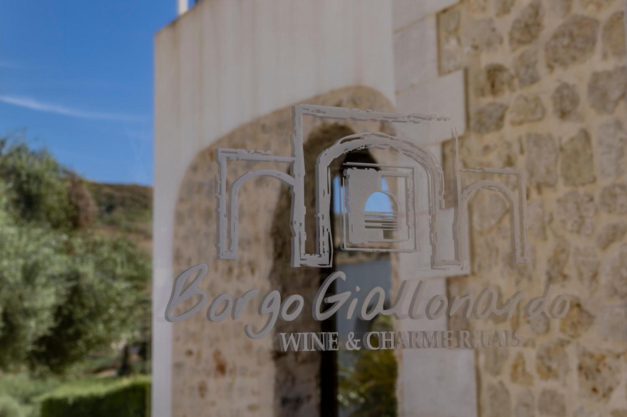 Borgo Giallonardo Wine Relais 레알몬테 외부 사진